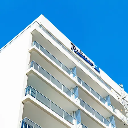 Отель Radisson Blu 4*