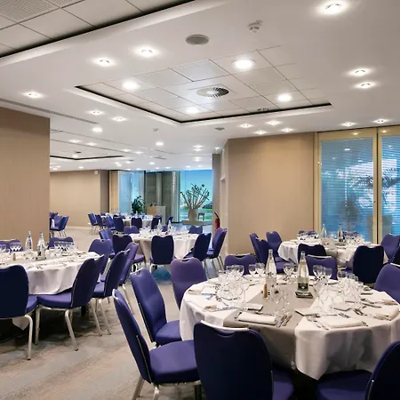 Radisson Blu Hotel 4*