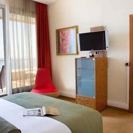 Отель Radisson Blu Ницца