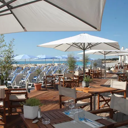 Radisson Blu Отель Ницца