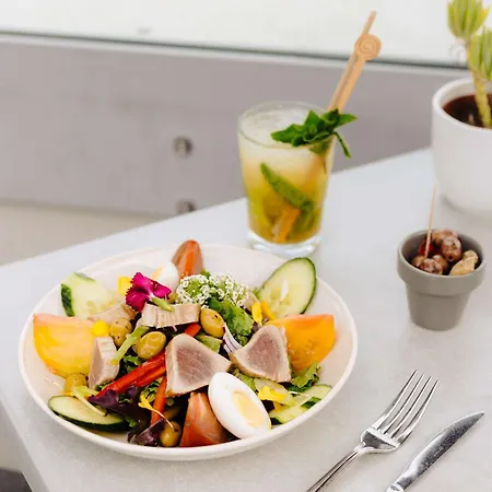 Отель Radisson Blu 4*
