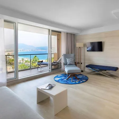 Radisson Blu 4* Ницца