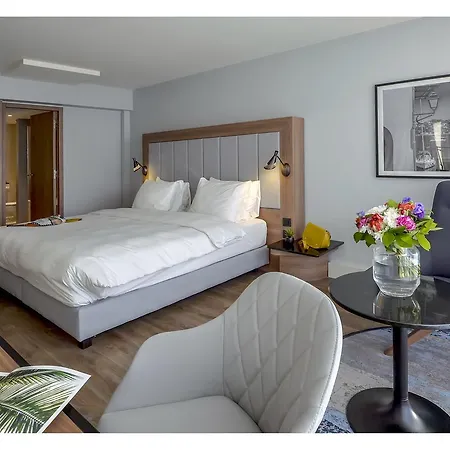 Radisson Blu 4* Ницца