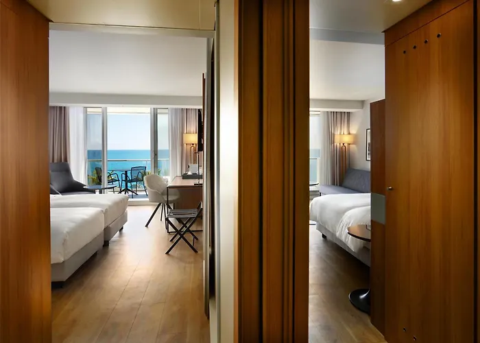 Radisson Blu Hotel 4*