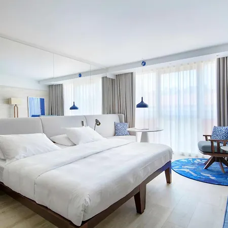 Radisson Blu 4* Ницца