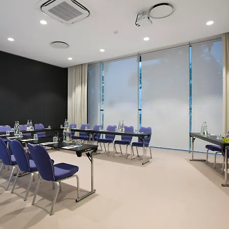 酒店 尼斯丽笙布鲁酒店