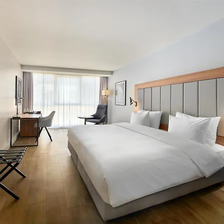 Radisson Blu 4* Ницца