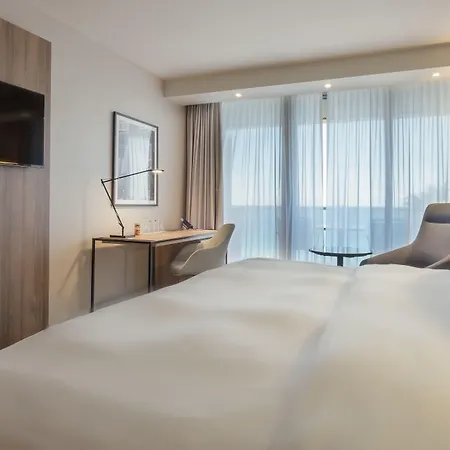 Ξενοδοχείο Radisson Blu 4*