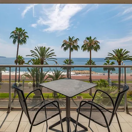 Radisson Blu 4*