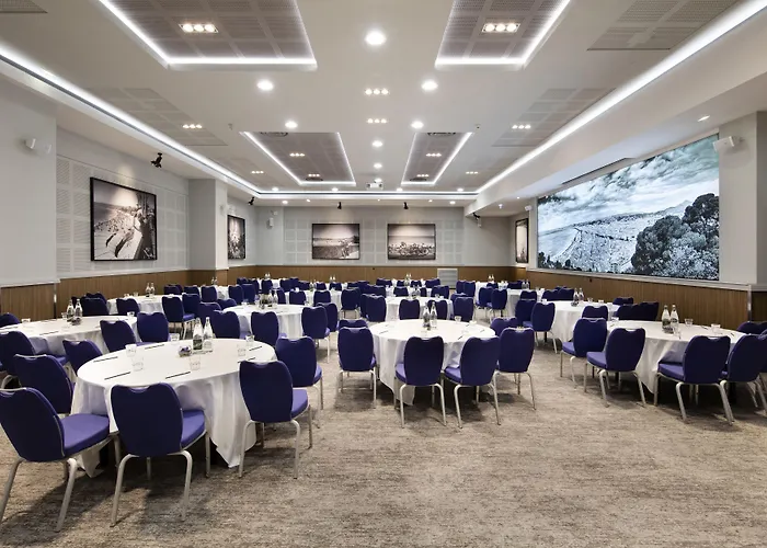 Radisson Blu Ξενοδοχείο 4*