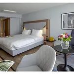Radisson Blu Niza
