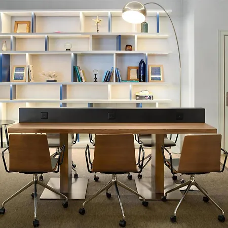 酒店 尼斯丽笙布鲁酒店 4*